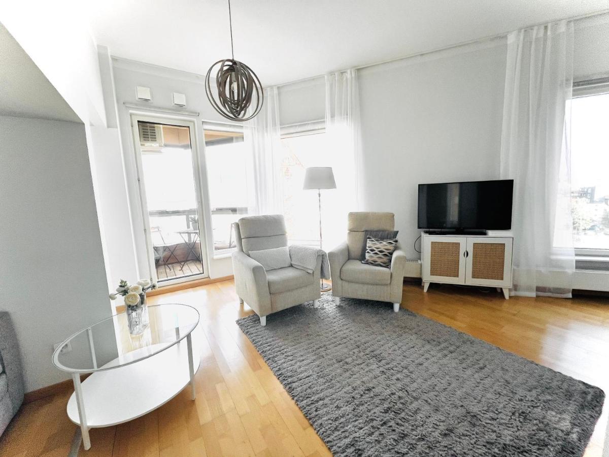 Lootsi Apartment With Sauna, Next To Old Town, City Center, Port Tallinn Ngoại thất bức ảnh